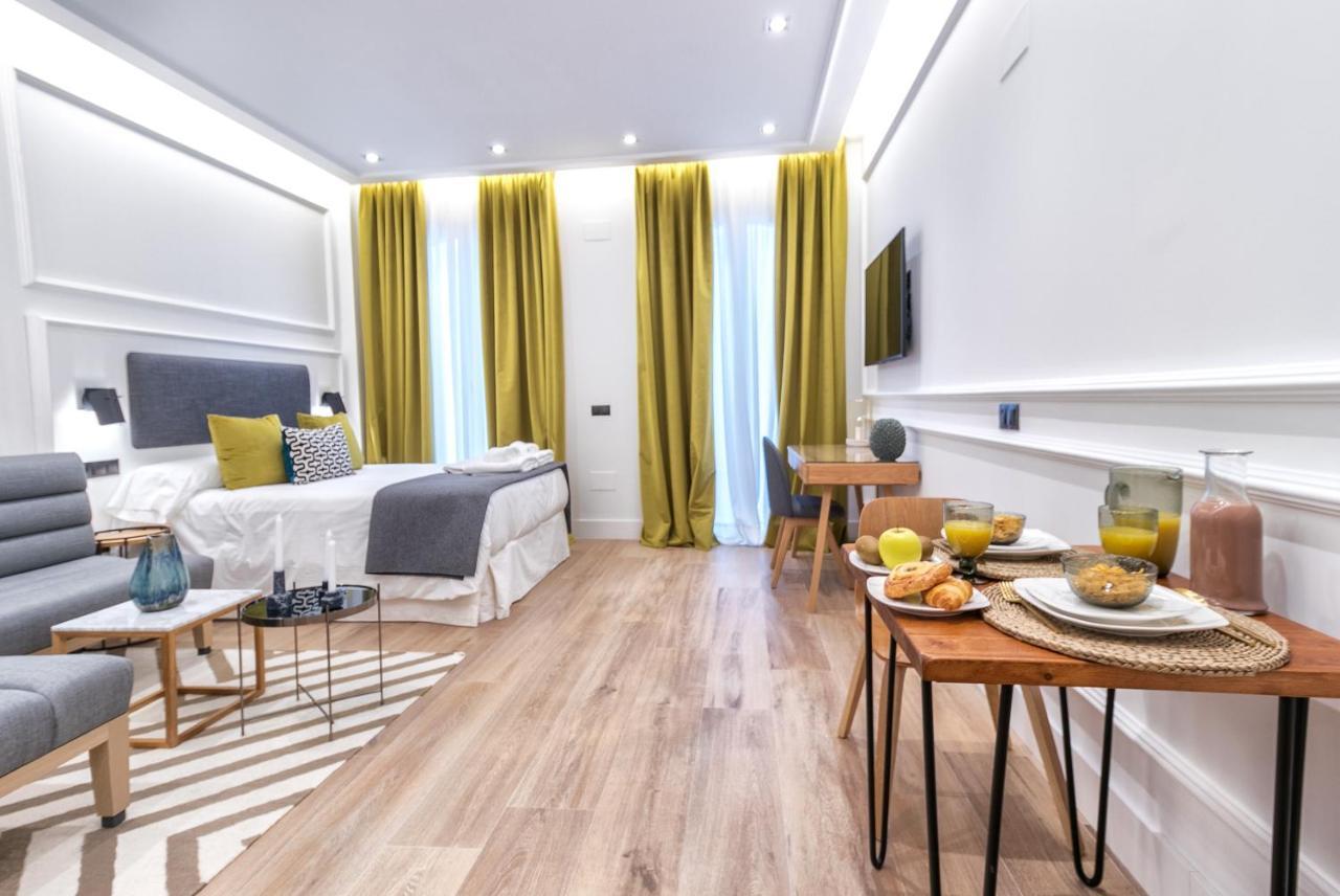 Livemalaga Centro Suites エクステリア 写真